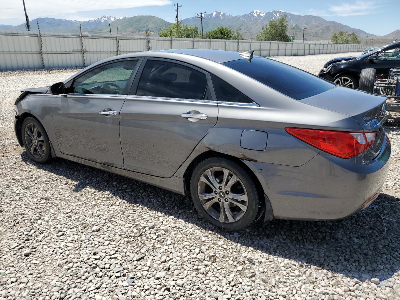 5NPEC4AC0BH185878 2011 Hyundai Sonata Se