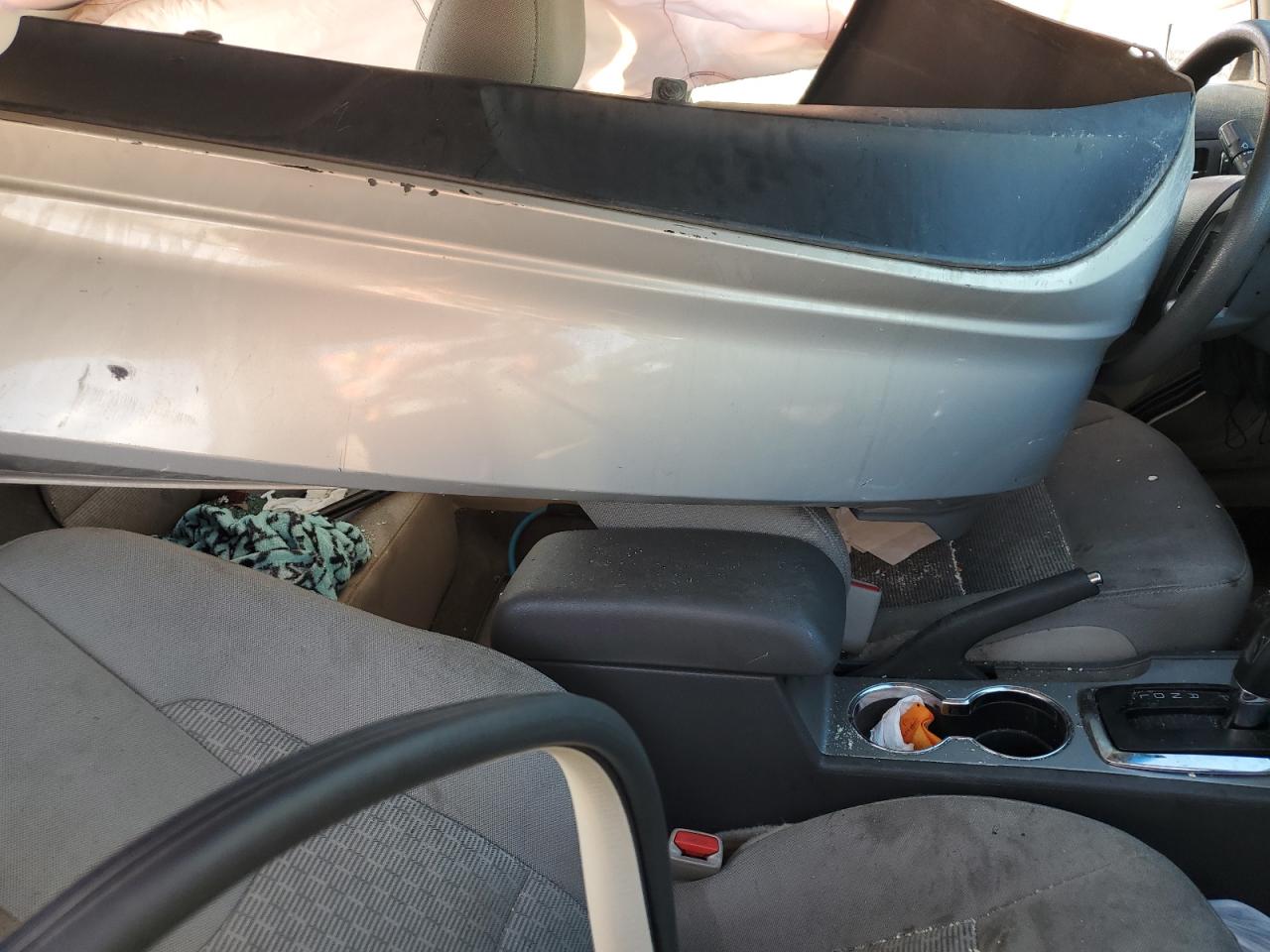 3FAHP0HA3AR288082 2010 Ford Fusion Se