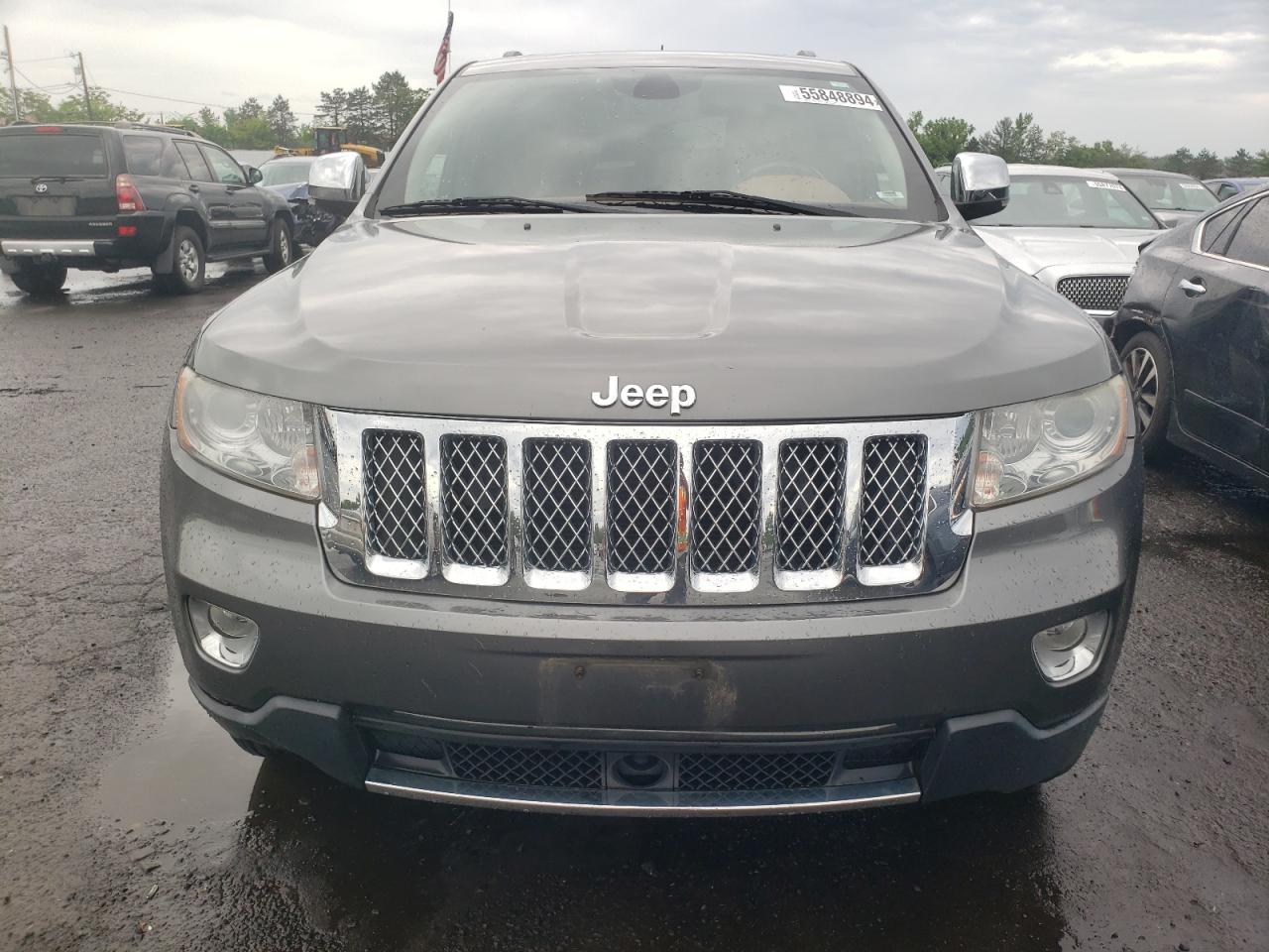 1J4RR6GT0BC643475 2011 Jeep Grand Cherokee Overland