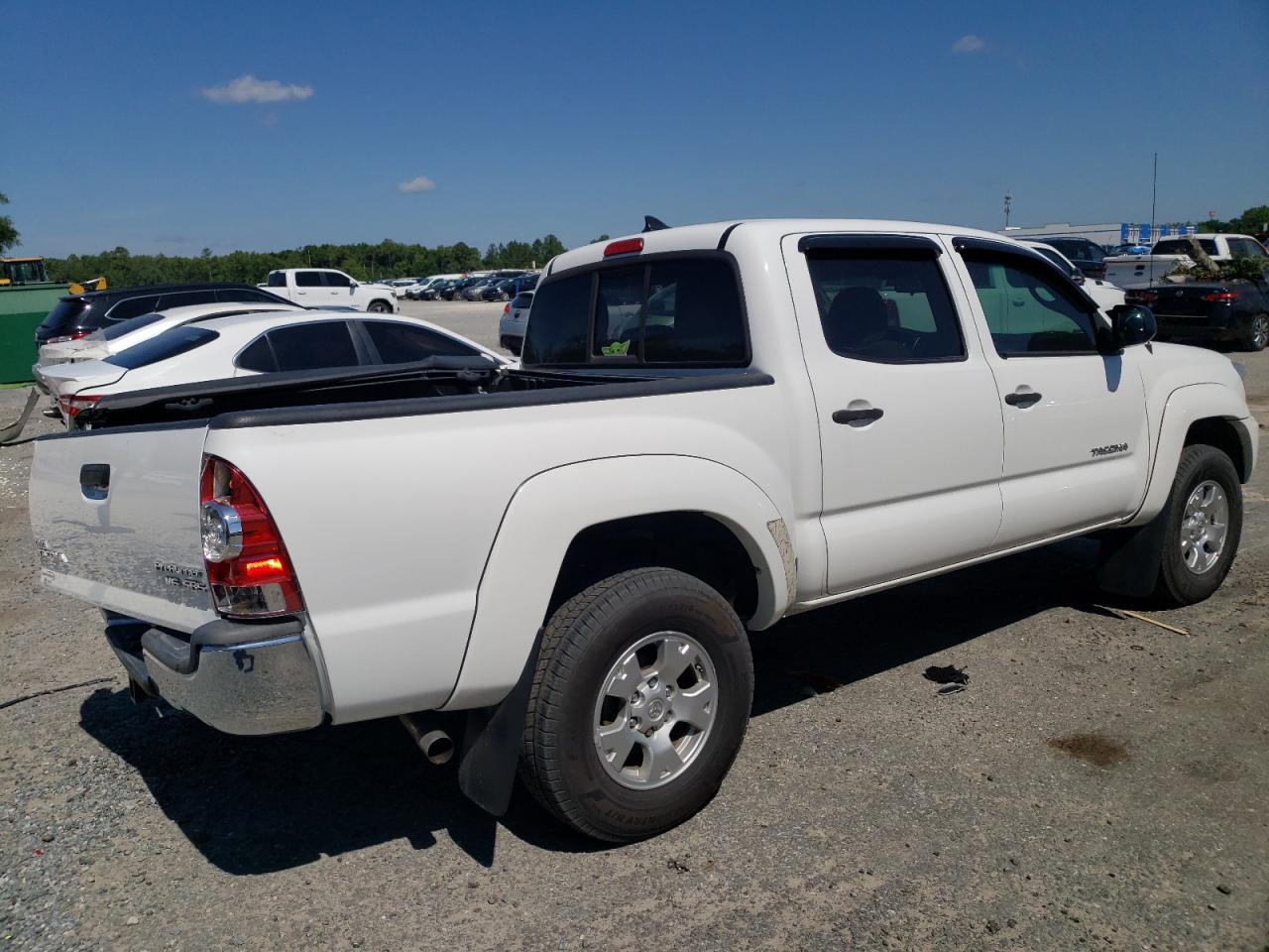 5TFJU4GN8FX081606 2015 Toyota Tacoma Double Cab Prerunner