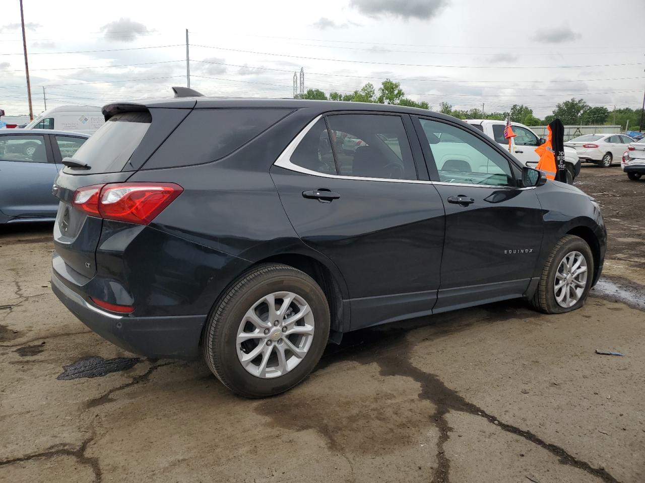 3GNAXJEV0KL375832 2019 Chevrolet Equinox Lt