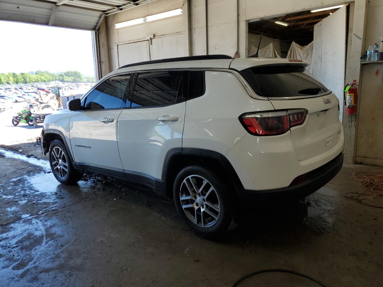 2020 Jeep Compass Latitude vin: 3C4NJCBBXLT252879