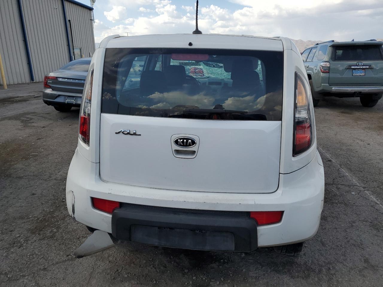 KNDJT2A19B7729476 2011 Kia Soul