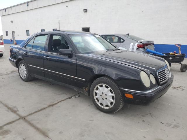 1999 Mercedes-Benz E 320 VIN: WDBJF65H5XA718828 Lot: 51732604