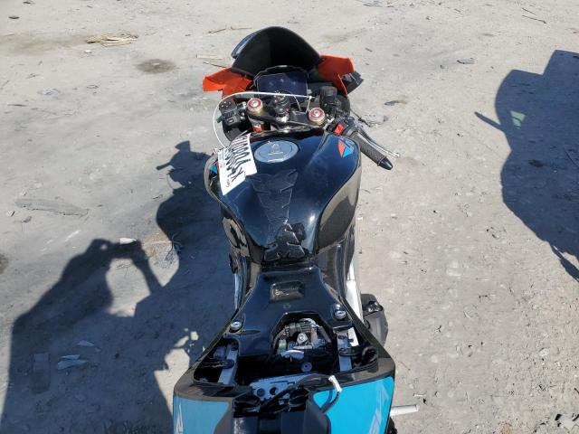2021 APRILIA RSV4 1100 - ZD4KYUA09MS000021