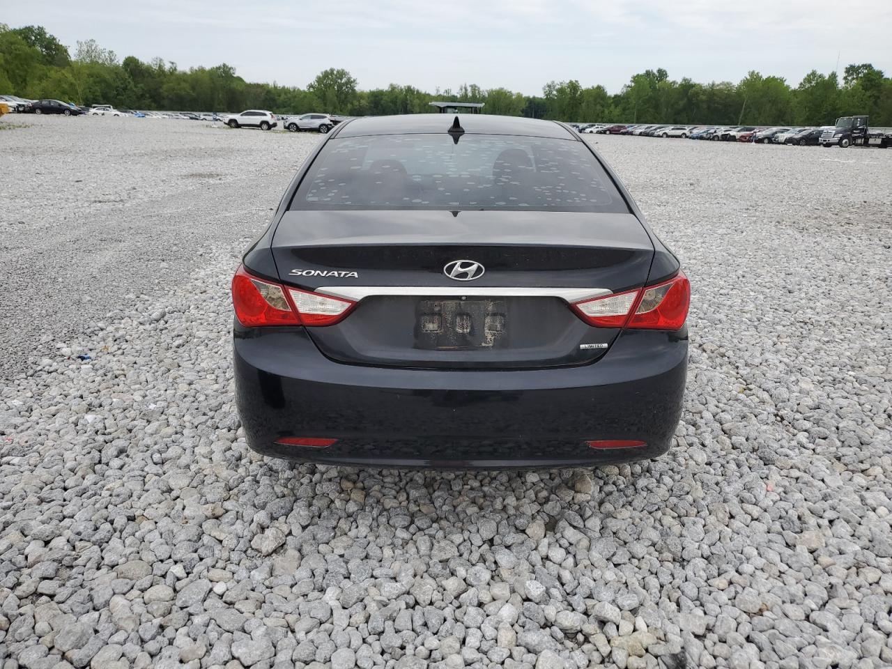 5NPEC4AC3BH139882 2011 Hyundai Sonata Se