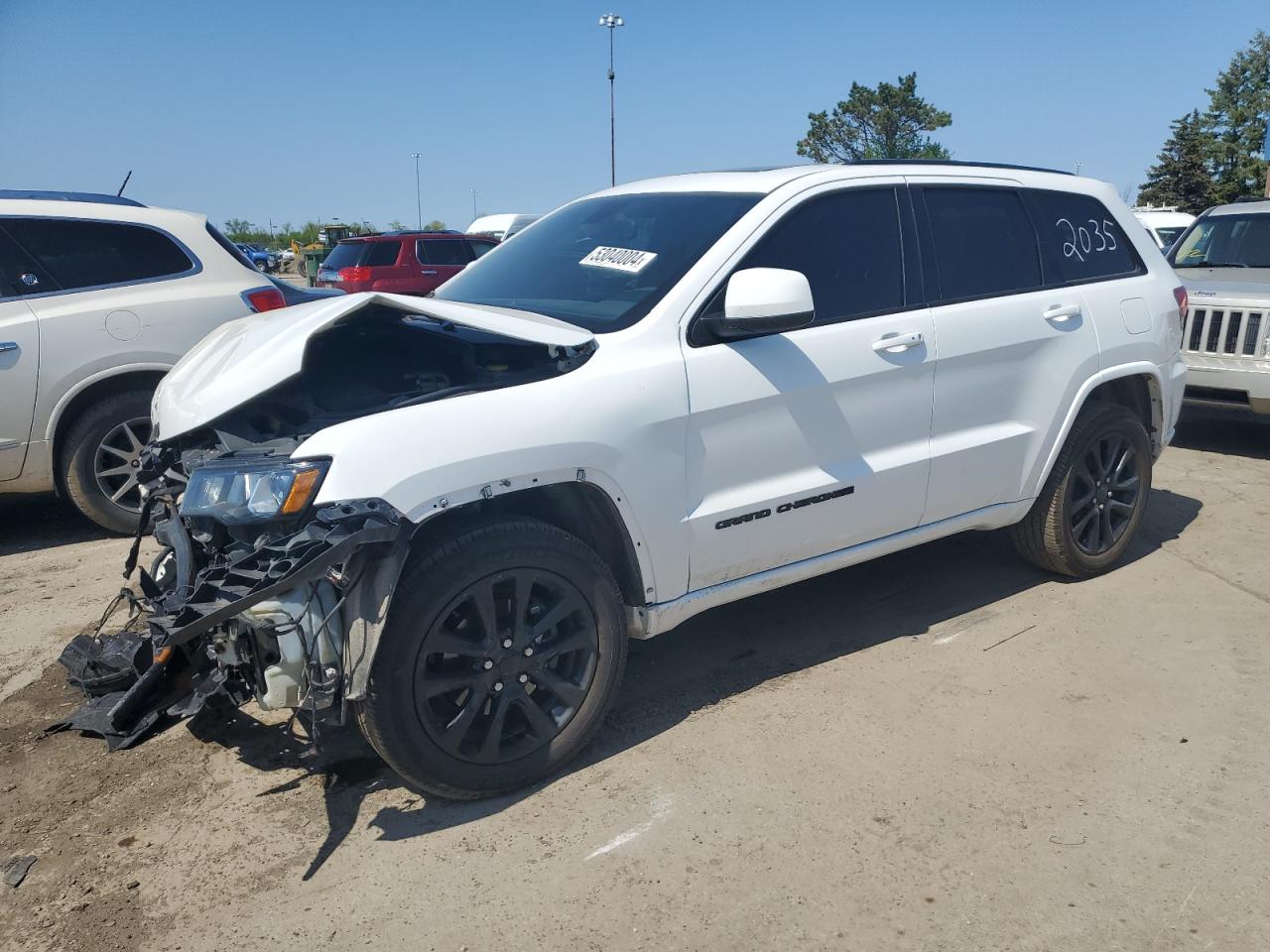 1C4RJFAG4KC562035 2019 Jeep Grand Cherokee Laredo