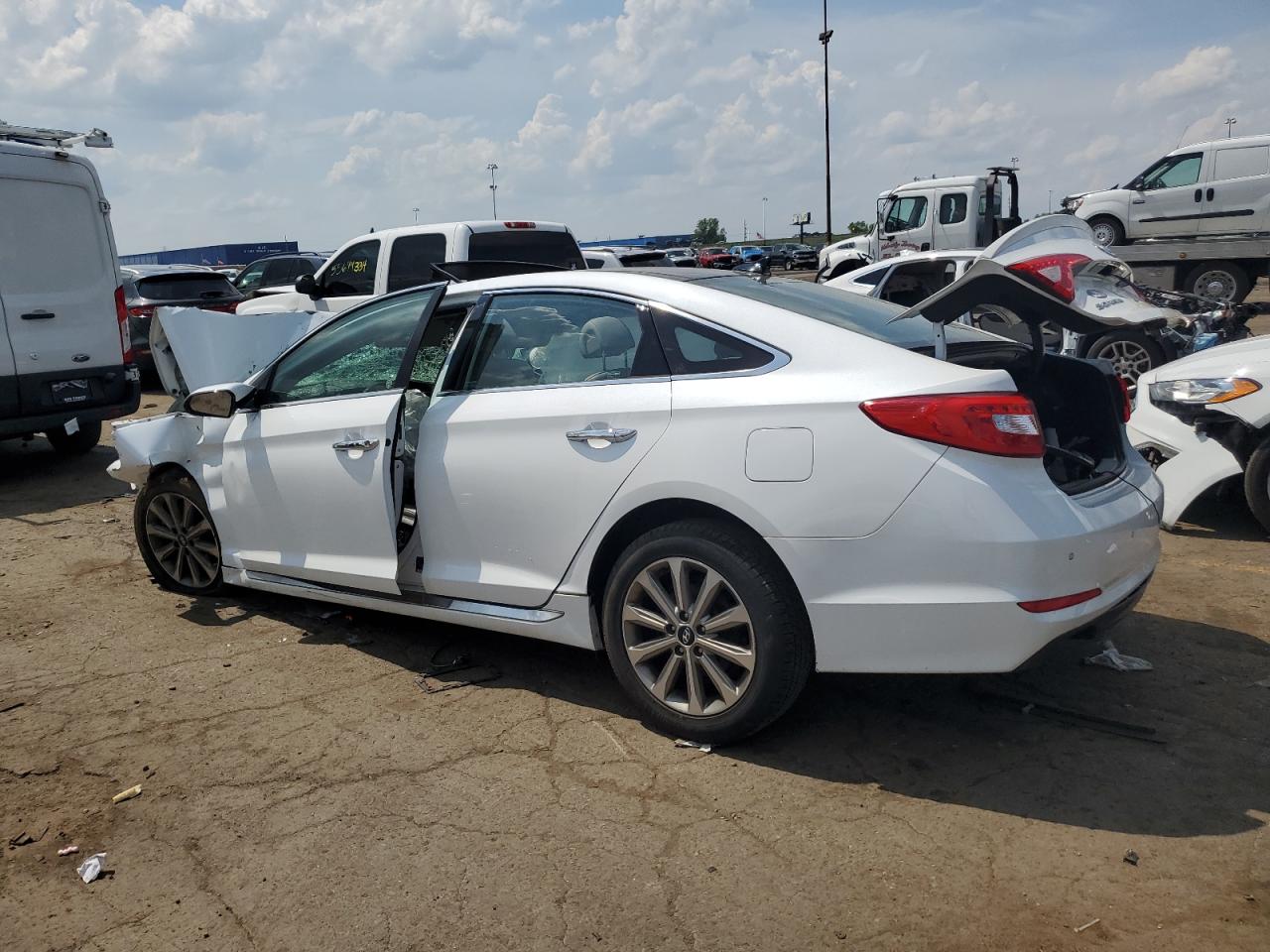 2016 Hyundai Sonata Sport vin: 5NPE34AF2GH355692