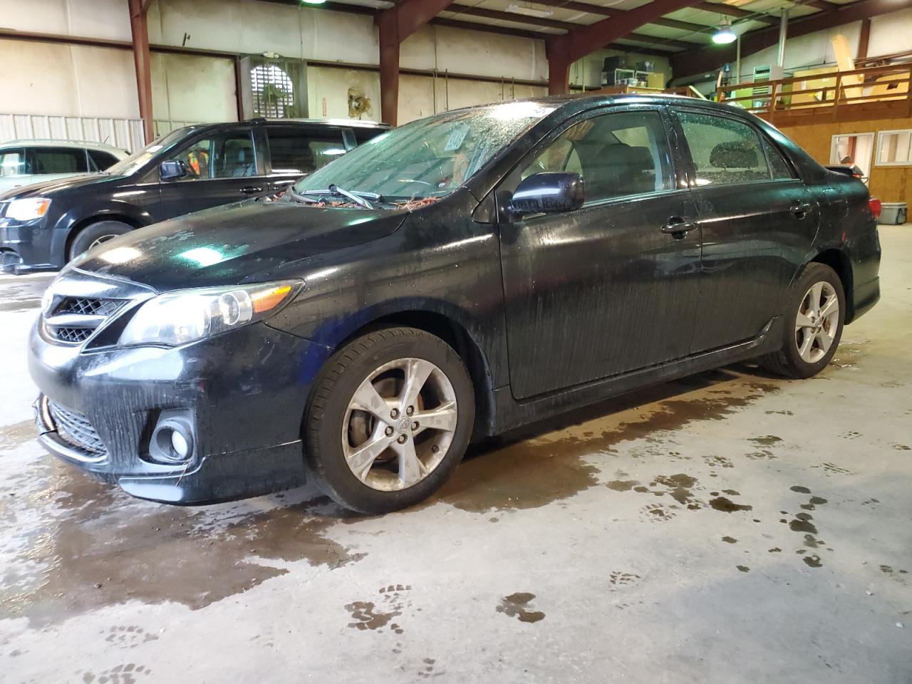 5YFBU4EE2DP215030 2013 Toyota Corolla Base