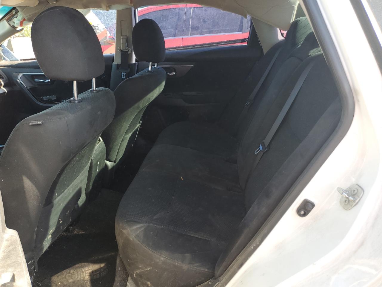 2015 Nissan Altima 2.5 vin: 1N4AL3AP8FC197439