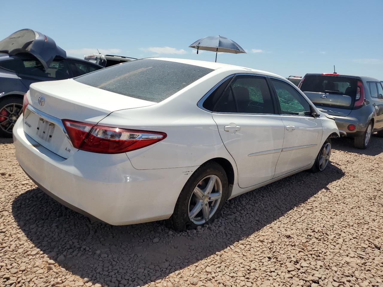 4T4BF1FK7FR510239 2015 Toyota Camry Le