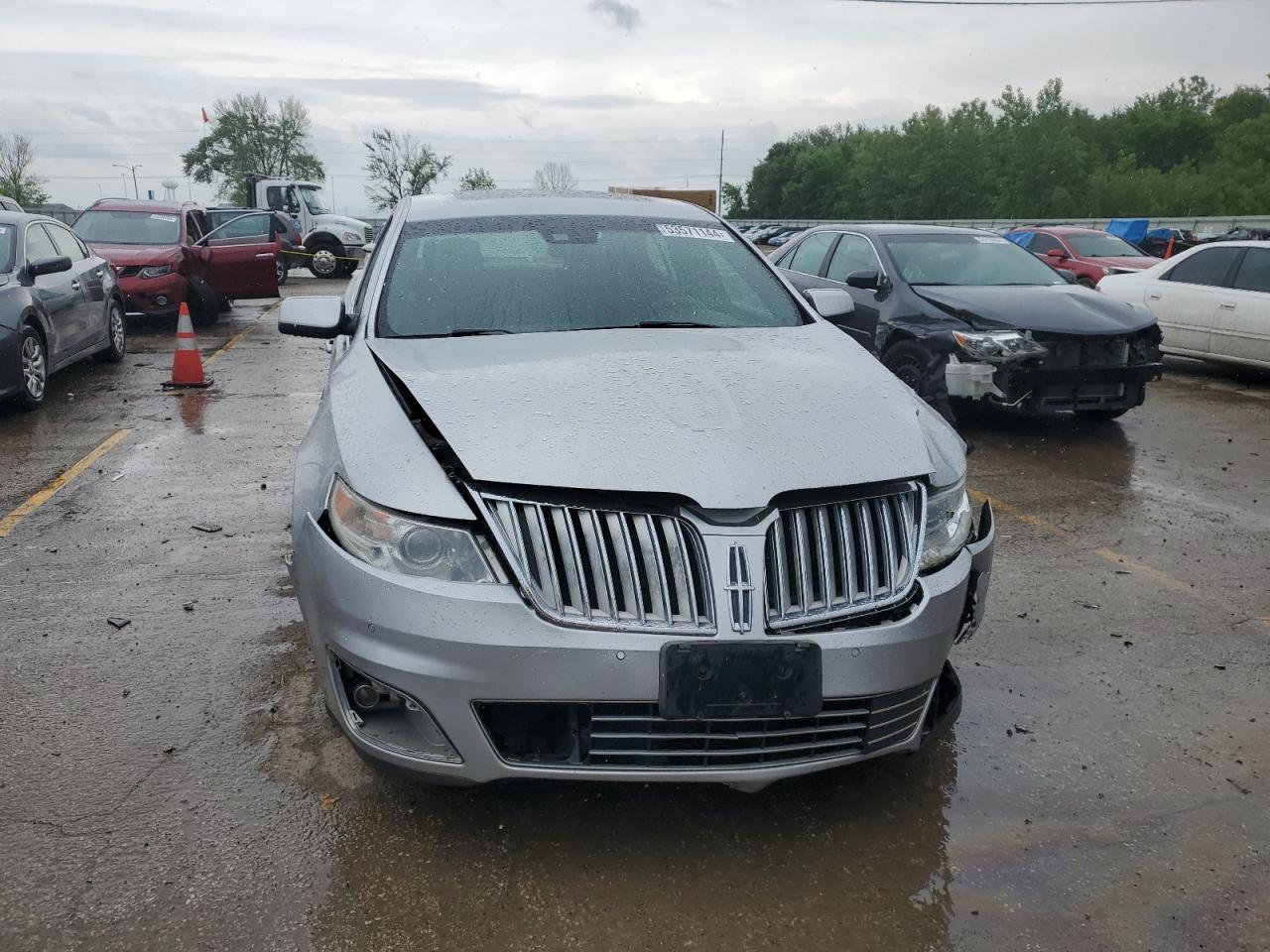 1LNHM94R09G616933 2009 Lincoln Mks