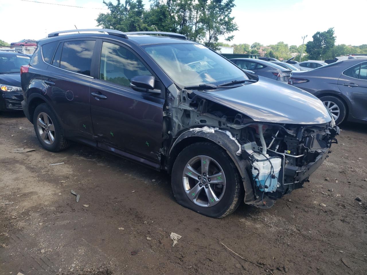 JTMRFREV1FJ037057 2015 Toyota Rav4 Xle