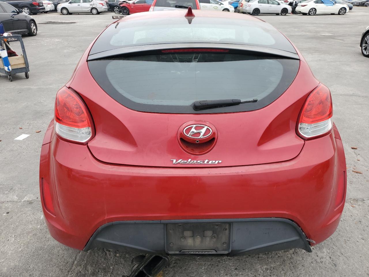 KMHTC6AD0HU305815 2017 Hyundai Veloster