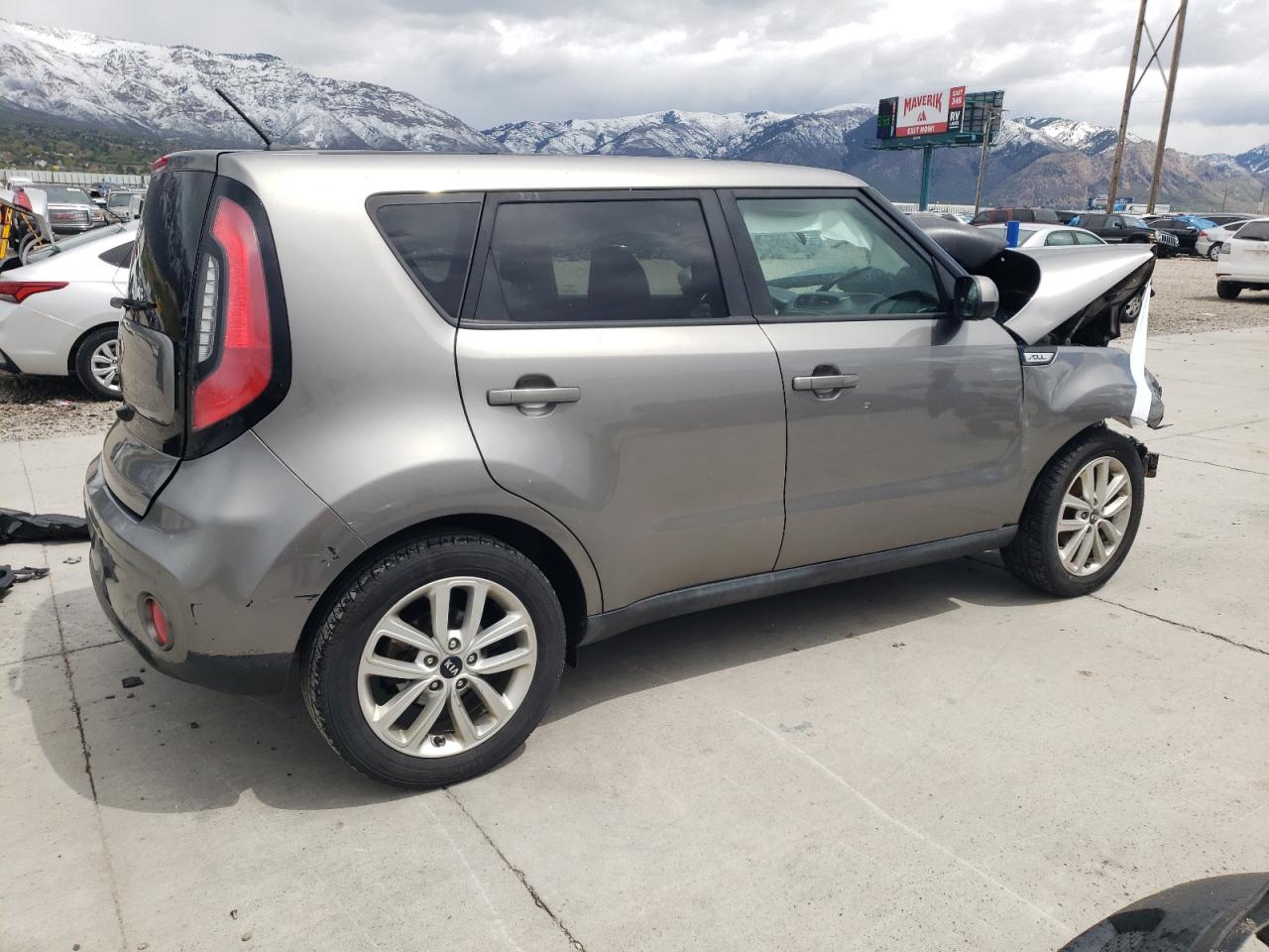 KNDJP3A57H7467298 2017 Kia Soul +