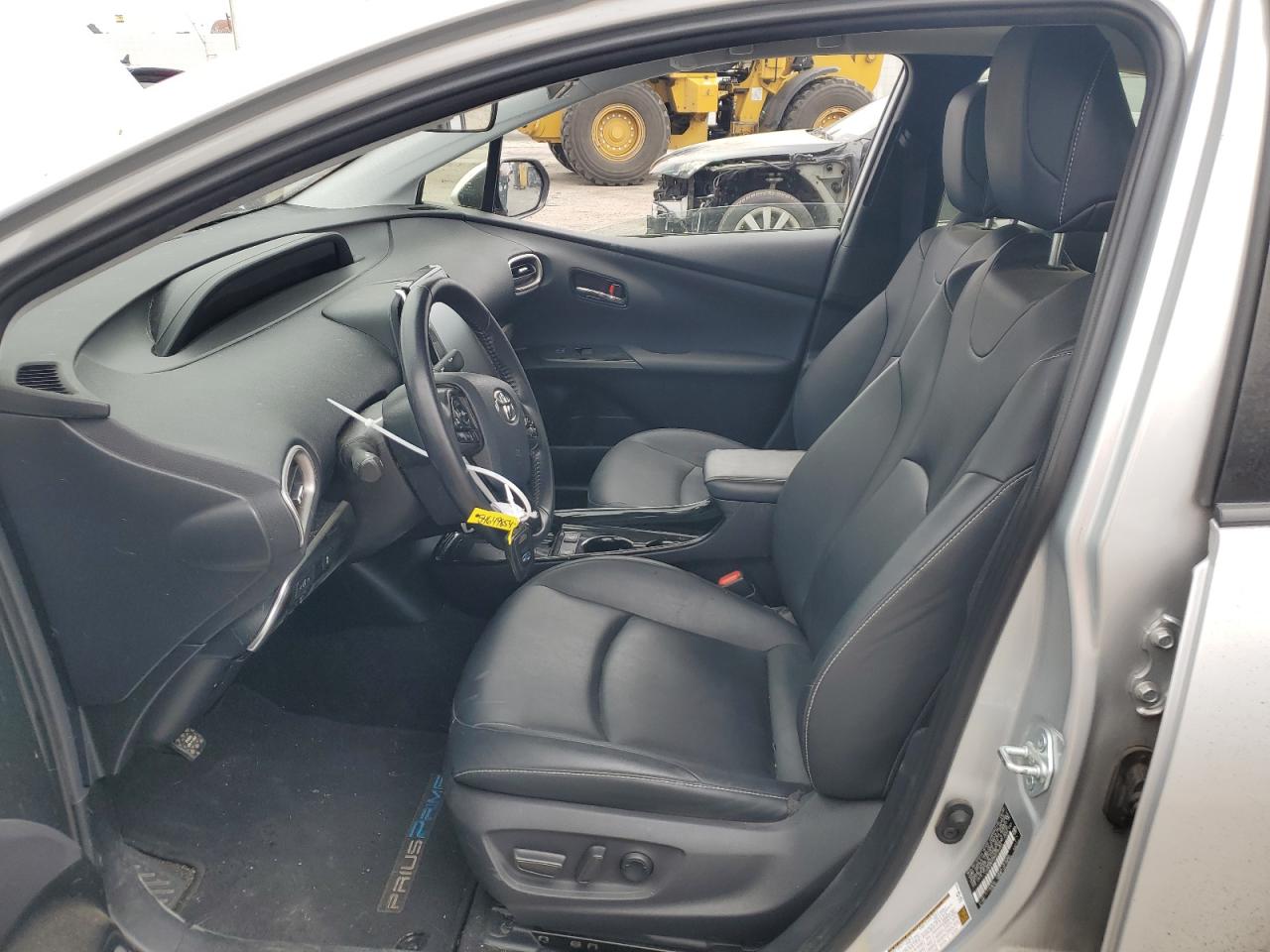 JTDKAMFP2M3165456 2021 Toyota Prius Prime Le