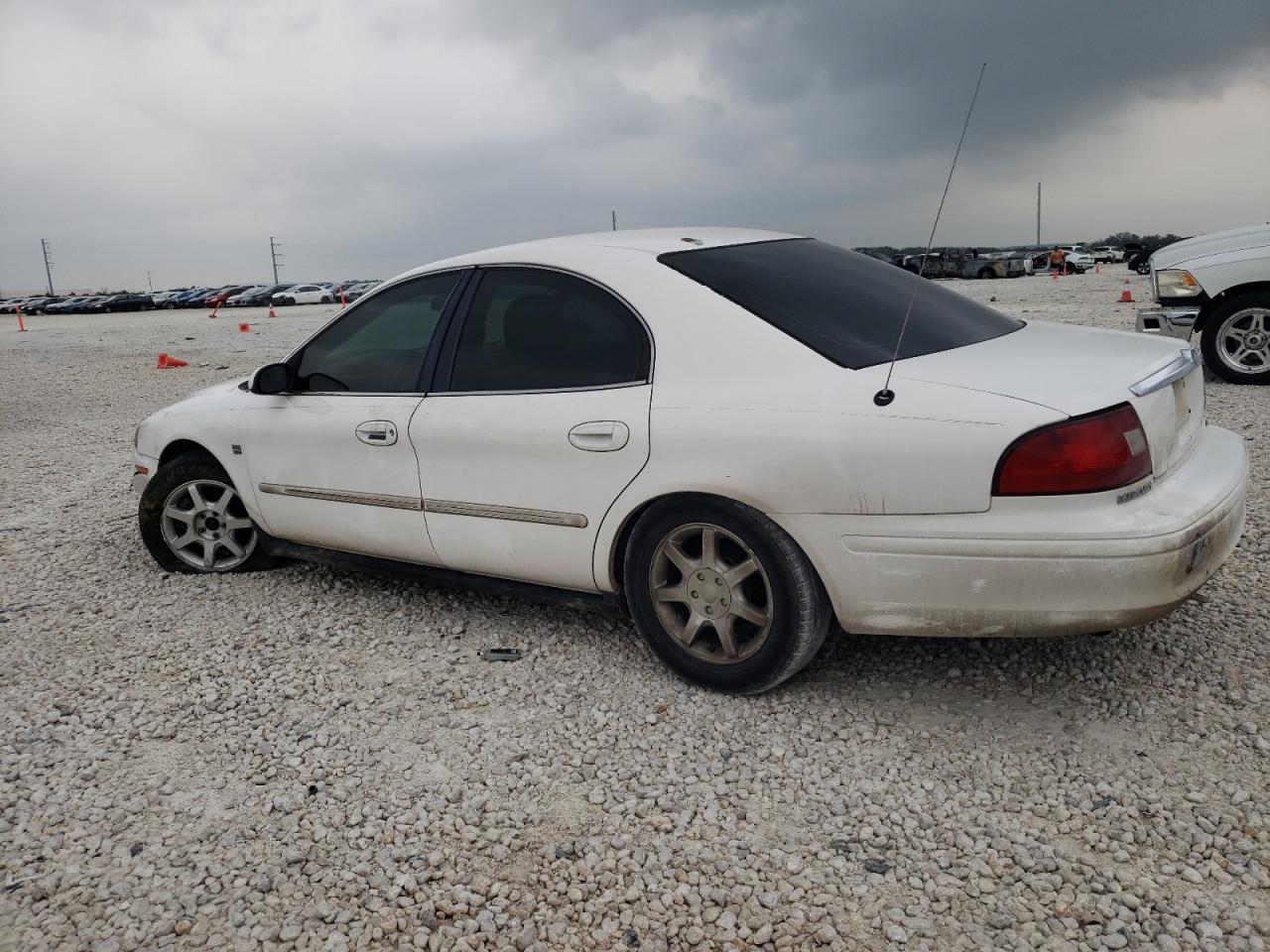 1MEFM55S2YA639443 2000 Mercury Sable Ls Premium