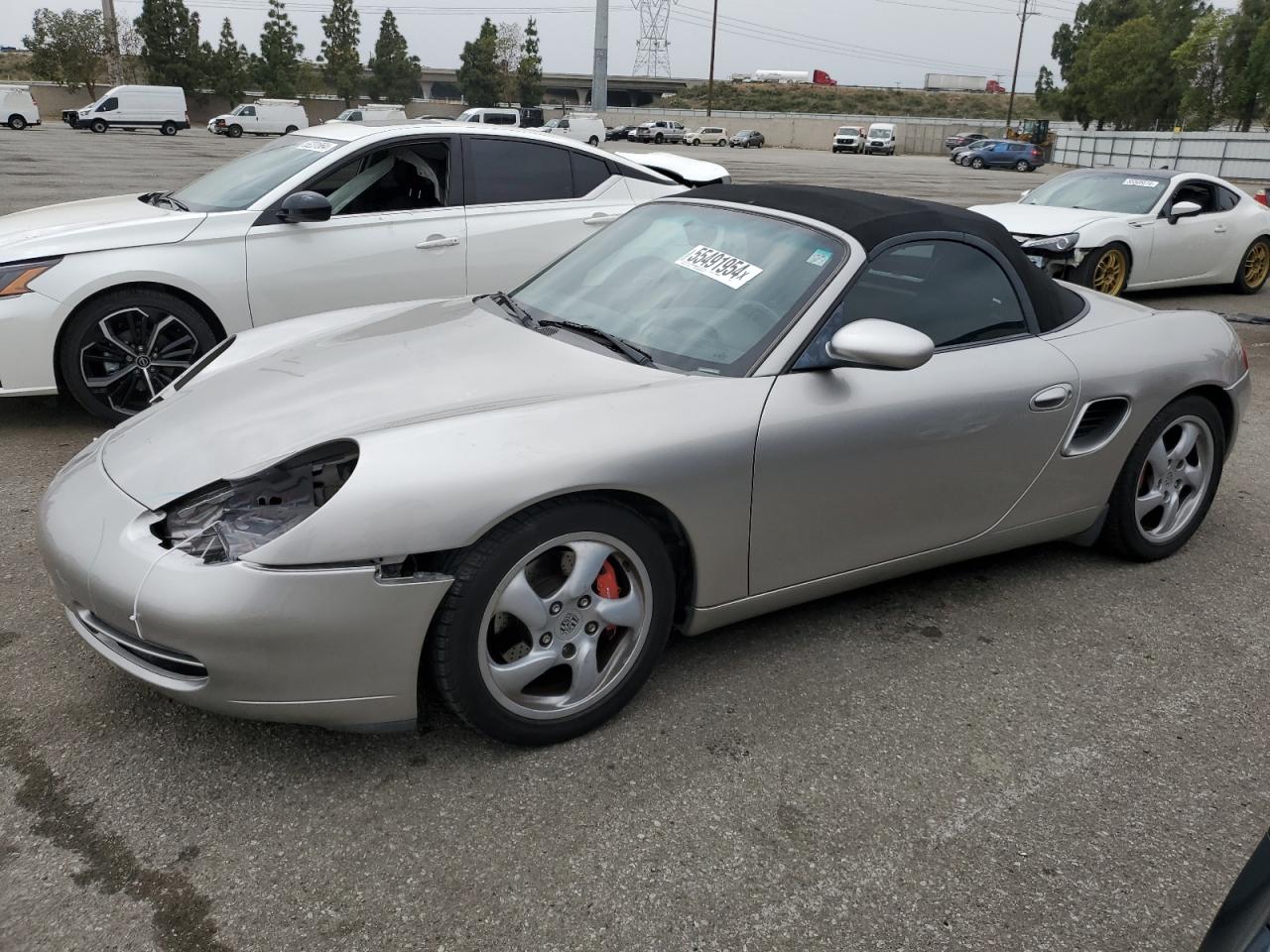 WP0CB2984YU661935 2000 Porsche Boxster S