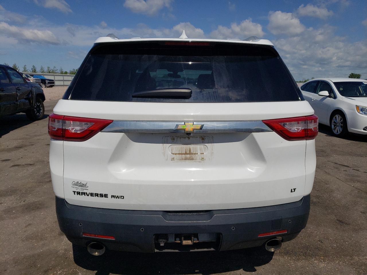 1GNEVGKW6JJ124746 2018 Chevrolet Traverse Lt