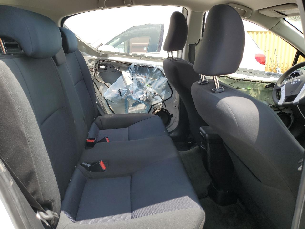 JTDKDTB34H1595611 2017 Toyota Prius C