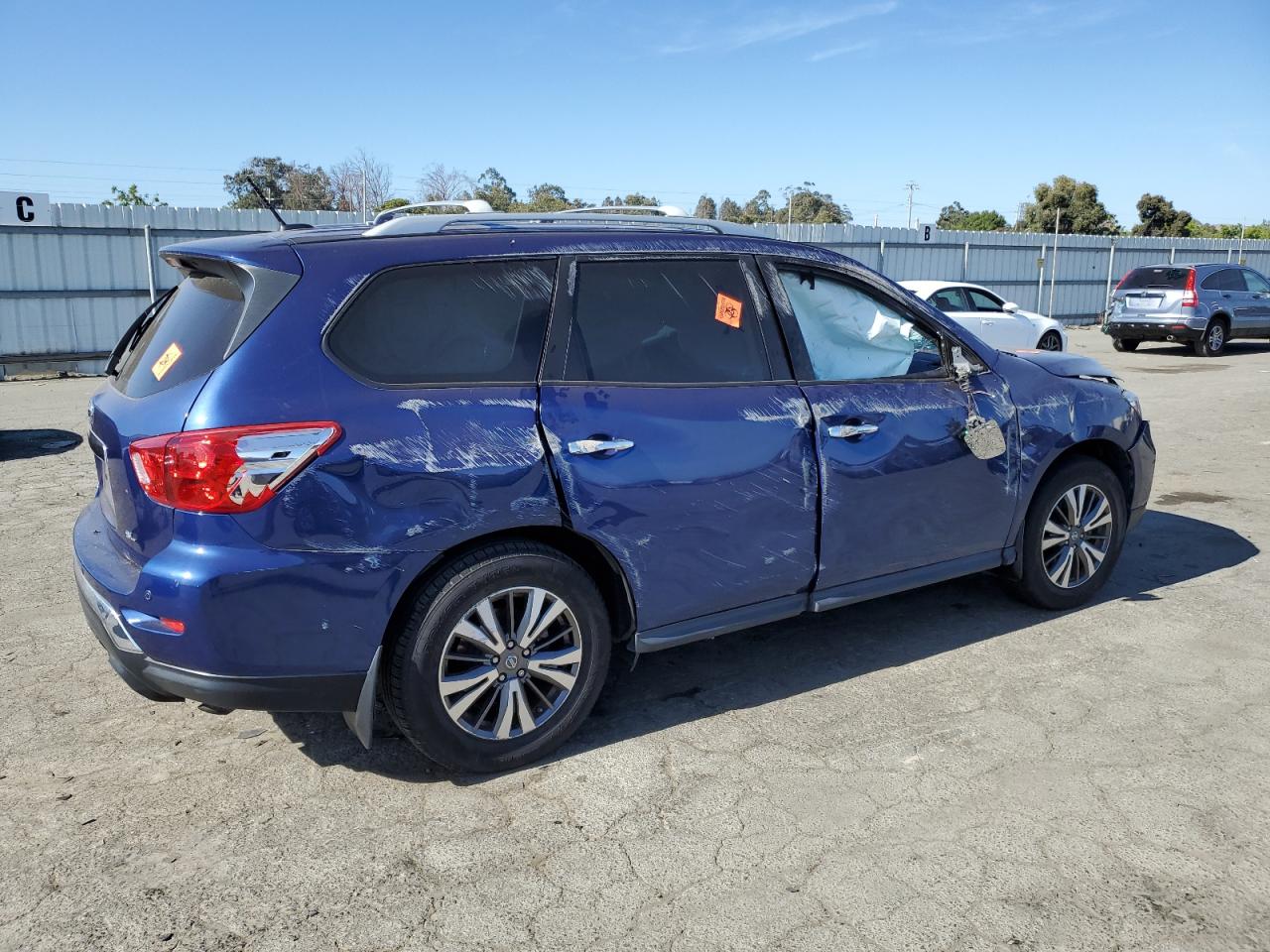 5N1DR2MN0HC666631 2017 Nissan Pathfinder S