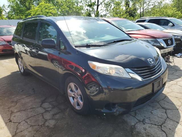 VIN 5TDKK3DC8ES457569 2014 Toyota Sienna, LE no.4