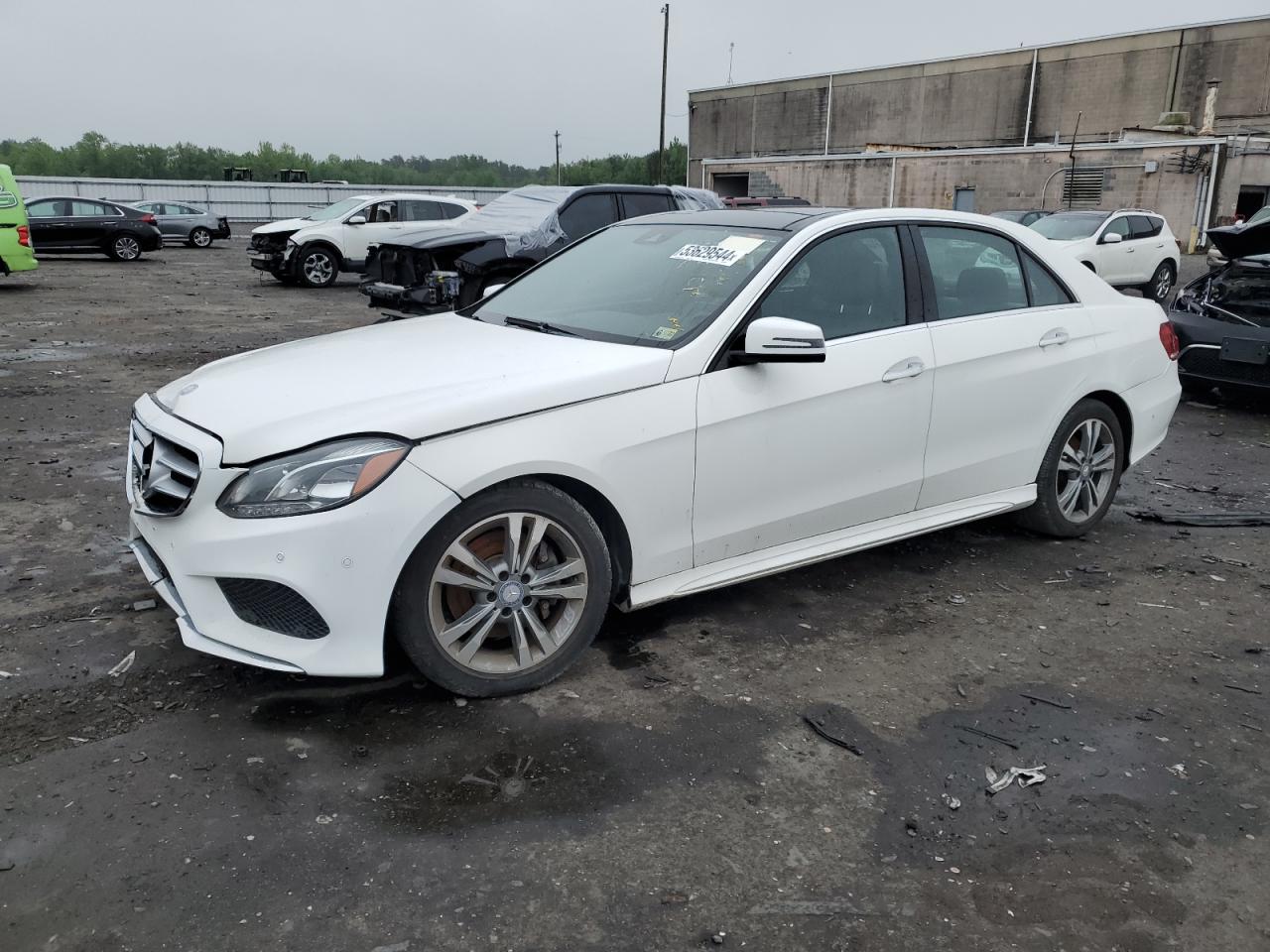 2014 Mercedes-Benz E 350 4Matic vin: WDDHF8JB7EA824861