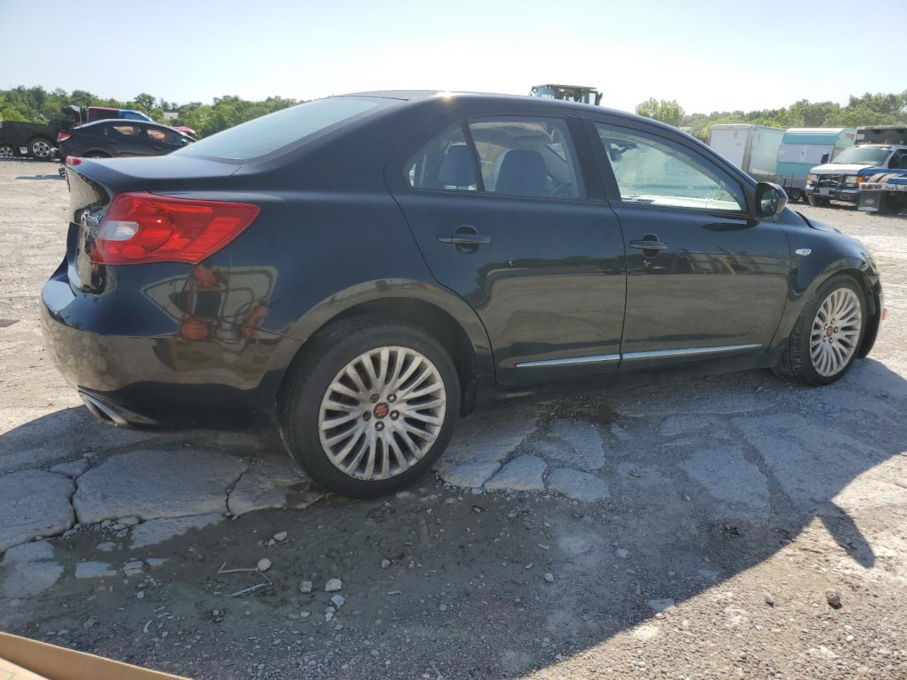 Lot #3024682634 2010 SUZUKI KIZASHI SL