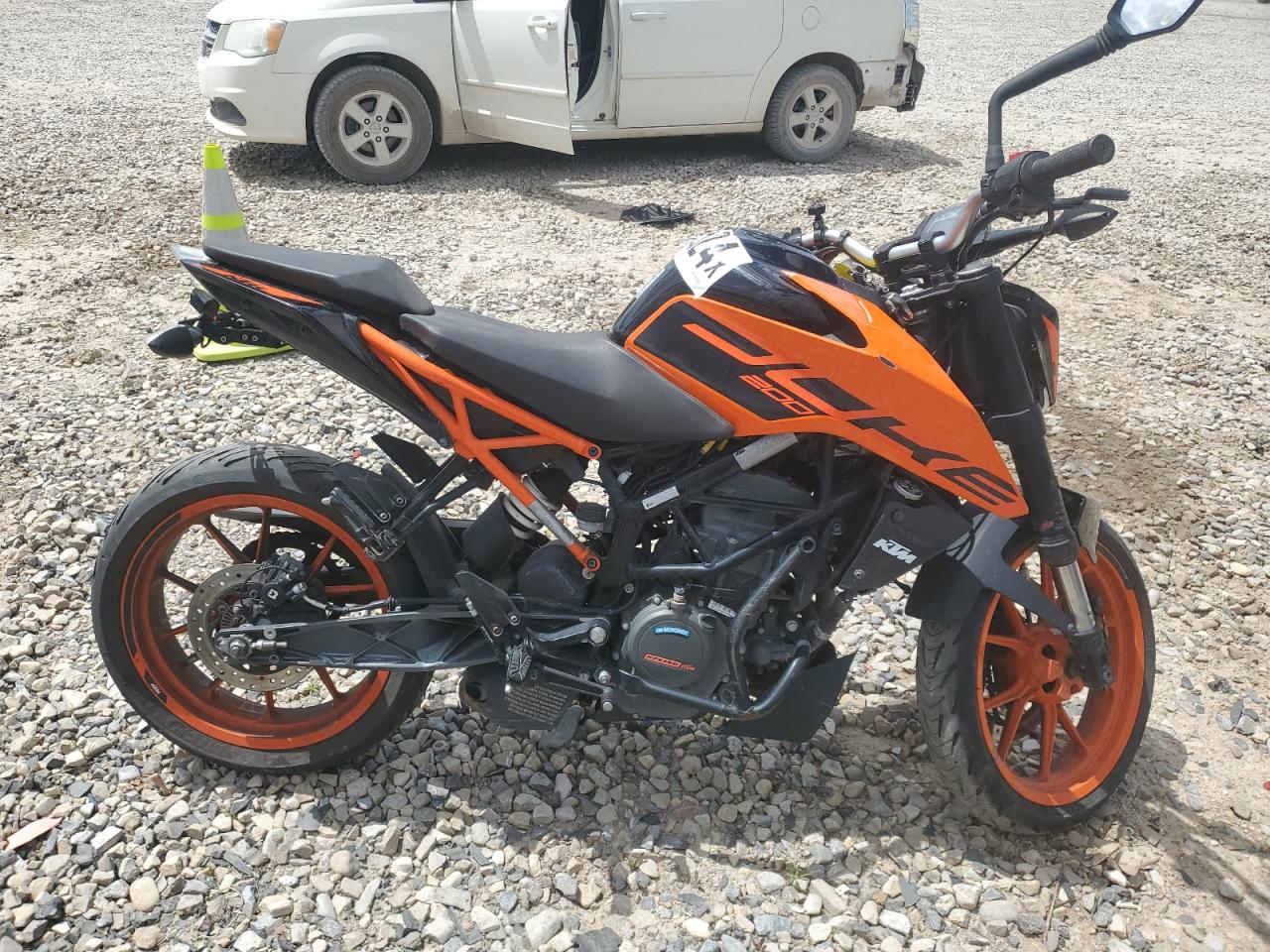 MD2JPC408NC037275 2022 Ktm 200 Duke