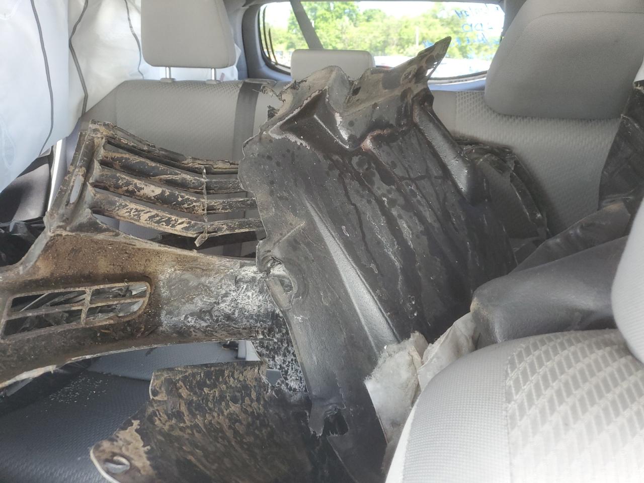 5TDBZRFH4HS415315 2017 Toyota Highlander Le