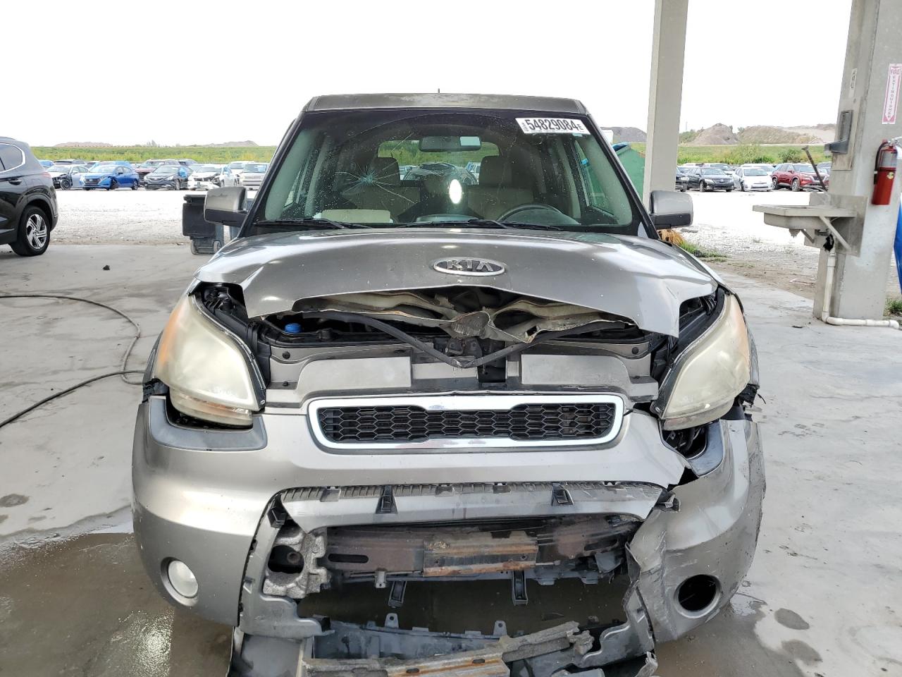 KNDJT2A24B7255140 2011 Kia Soul +