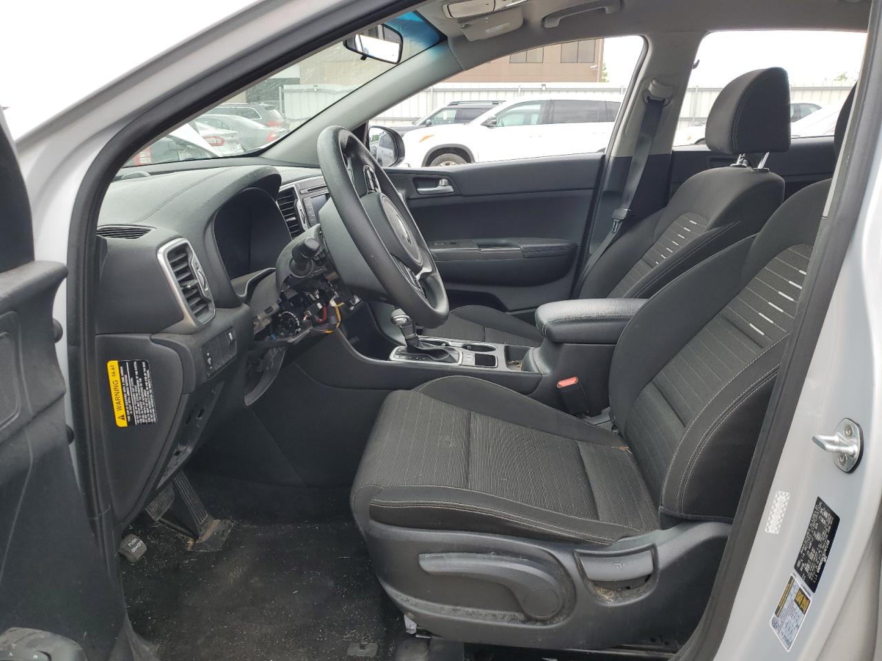 KNDPM3AC8J7471318 2018 Kia Sportage Lx