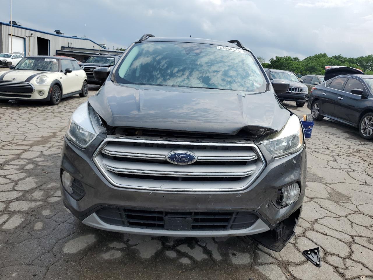 1FMCU0GD2JUA08620 2018 Ford Escape Se