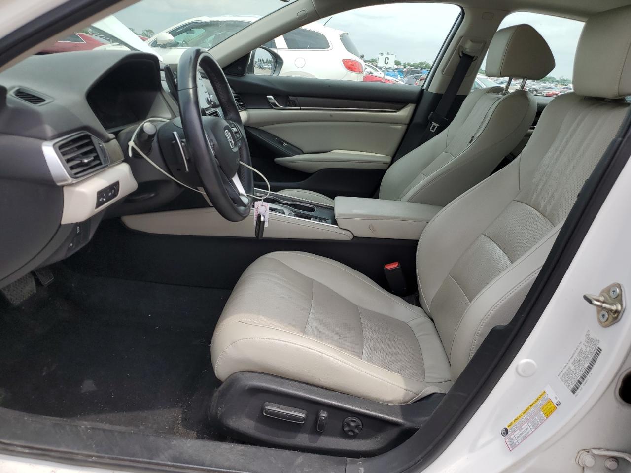 1HGCV1F91JA145247 2018 Honda Accord Touring