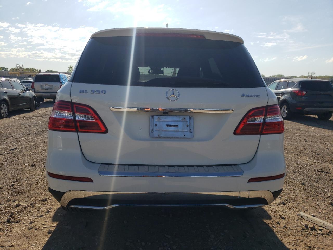 4JGDA5HB1CA049378 2012 Mercedes-Benz Ml 350 4Matic