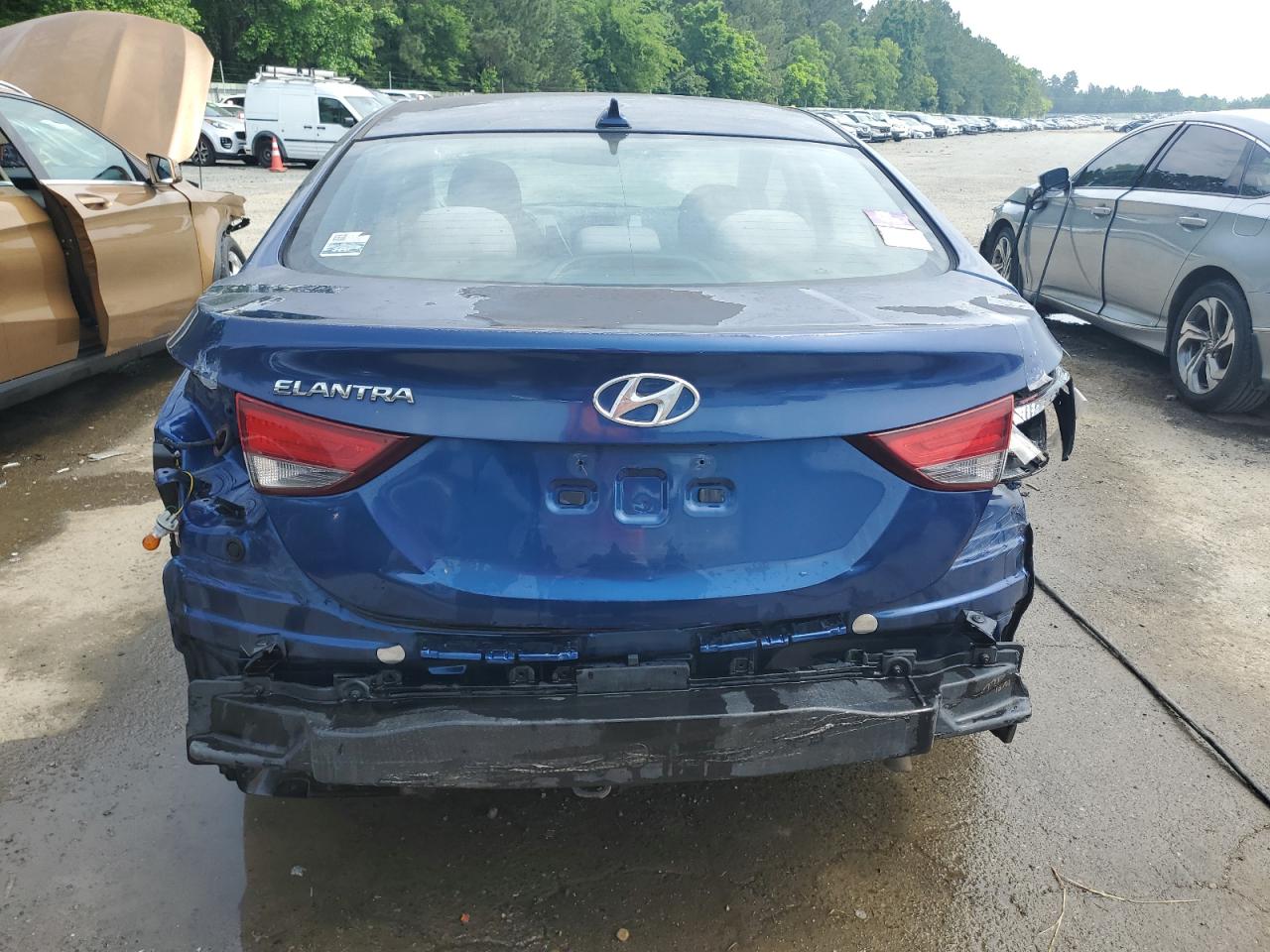 5NPDH4AE5GH781669 2016 Hyundai Elantra Se