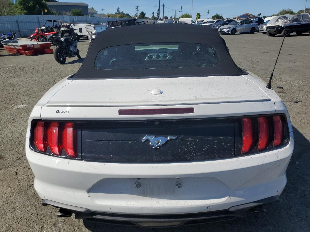 2019 Ford Mustang vin: 1FATP8UH0K5171009