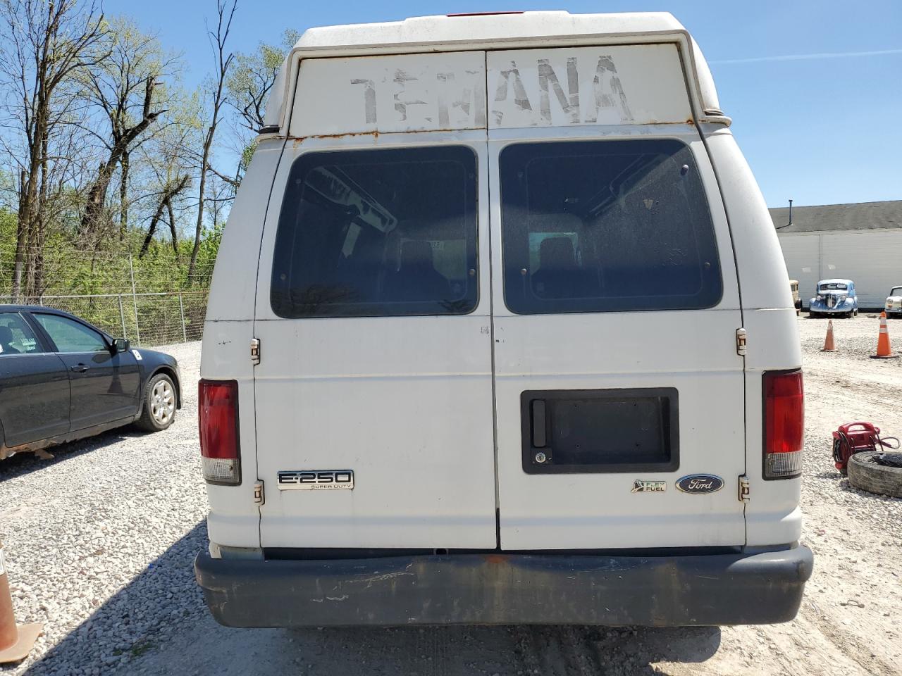 1FTNE2EW2ADB02653 2010 Ford Econoline E250 Van