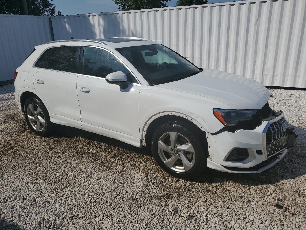 WA1AUCF37M1090138 2021 Audi Q3 Premium 40