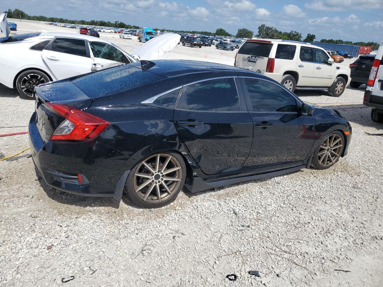 Lot #2784396308 2017 HONDA CIVIC EX