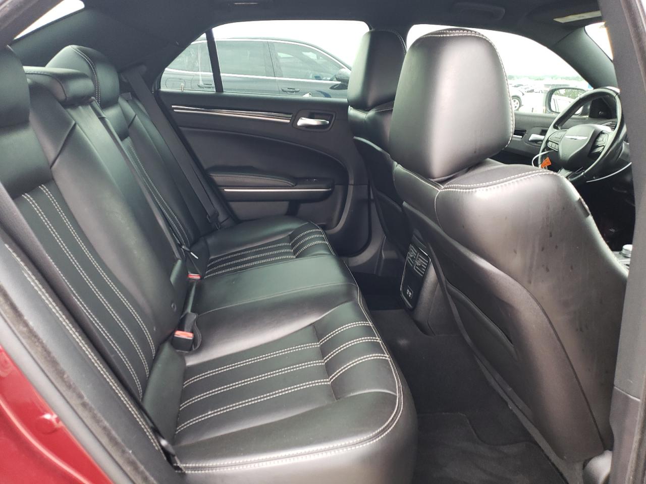 2C3CCAGG1KH569357 2019 Chrysler 300 S