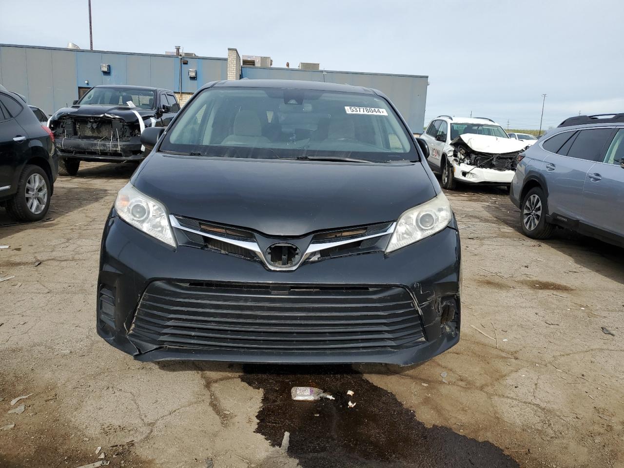 5TDKZ3DC5JS902677 2018 Toyota Sienna Le