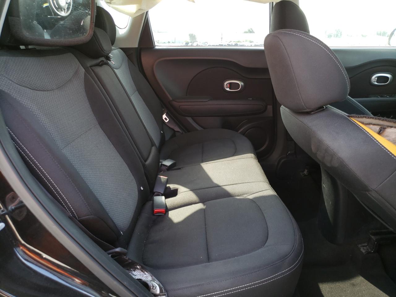 KNDJP3A58K7689565 2019 Kia Soul +