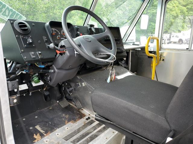 2022 Freightliner Chassis M Line Walk-In Van VIN: 4UZAAPFA3NCND2754 Lot: 54472174