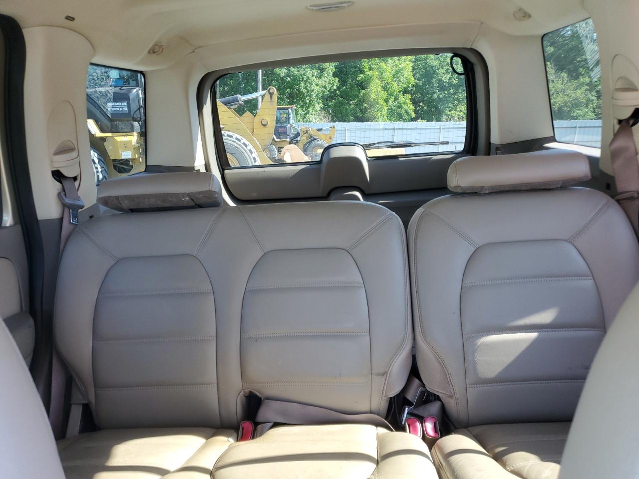 1FMDU63E62UB14673 2002 Ford Explorer Xlt