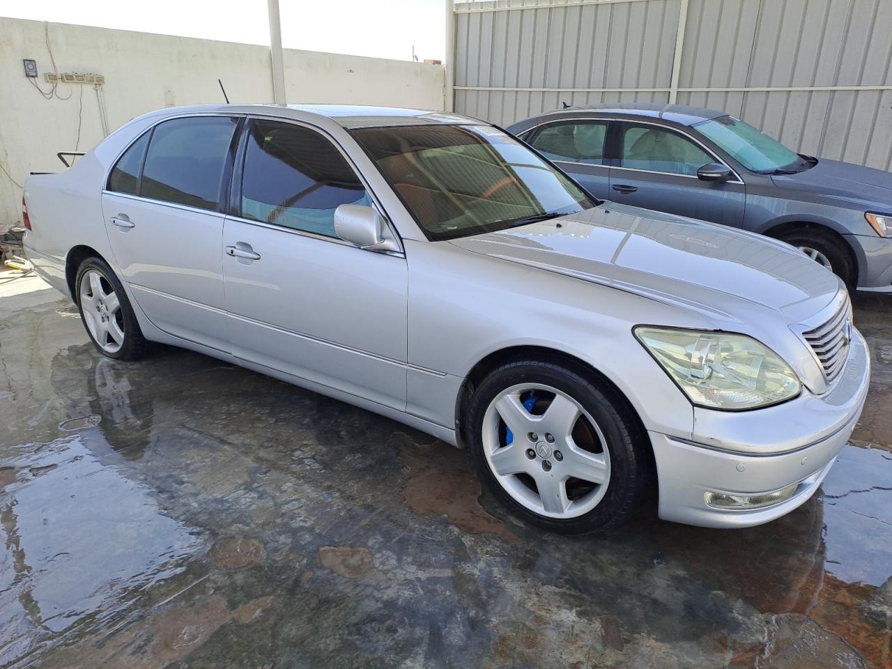 2004 LEXUS LS 430