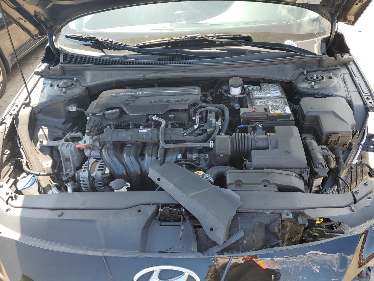 5NPLL4AG2NH058290 2022 Hyundai Elantra Se