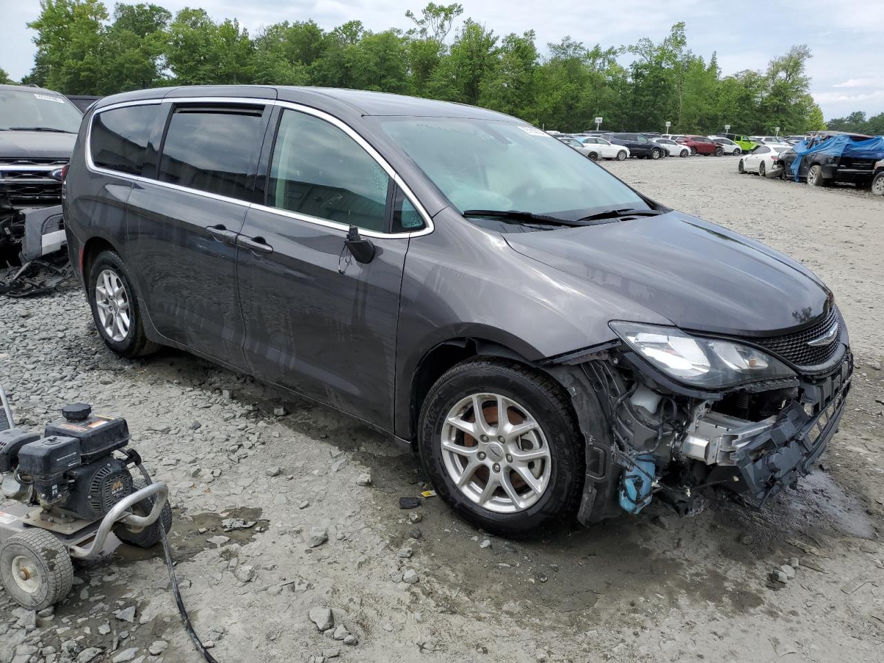 2C4RC1CG5NR229901 2022 Chrysler Voyager Lx