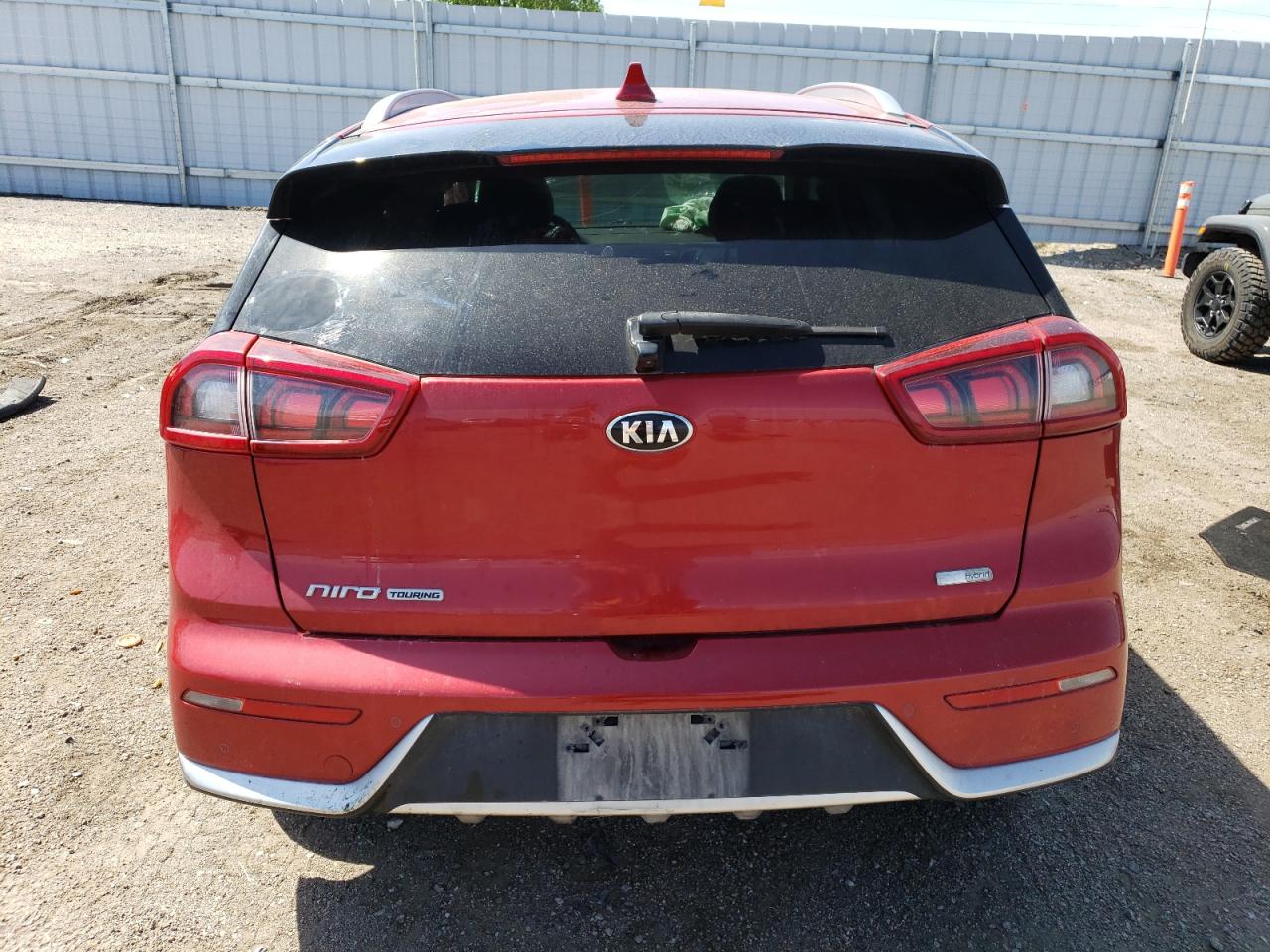 KNDCE3LC1K5235115 2019 Kia Niro Touring