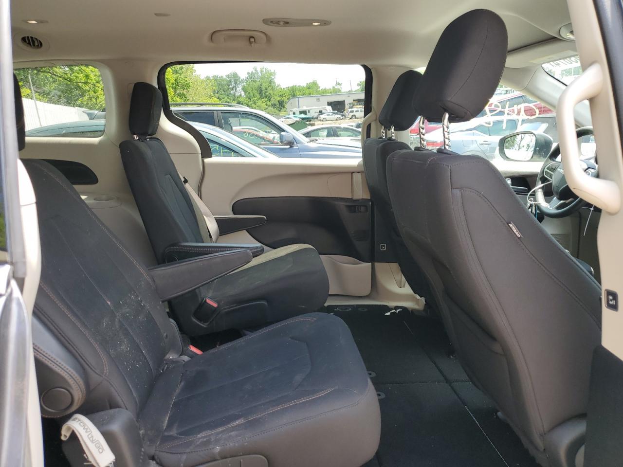 2C4RC1DG0HR519028 2017 Chrysler Pacifica Touring